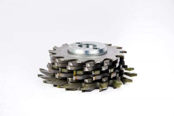 Dao-phay-do-nhom-PMA-chia-khung-7-tang-180121-1-600x400