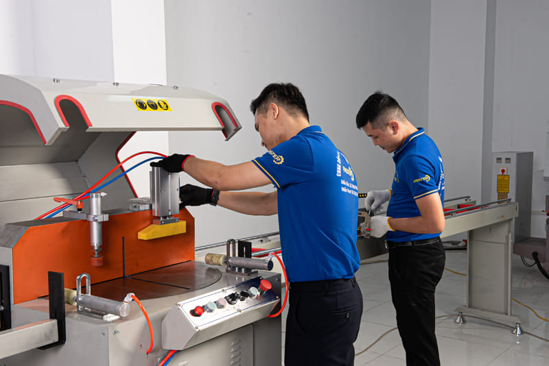 May-cat-nhom-1-dau-mam-xoay-F500-180121-4-1