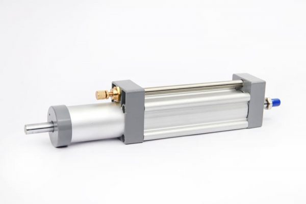 Piston-dau-khi-may-cat-nhom-180121-1-600x400