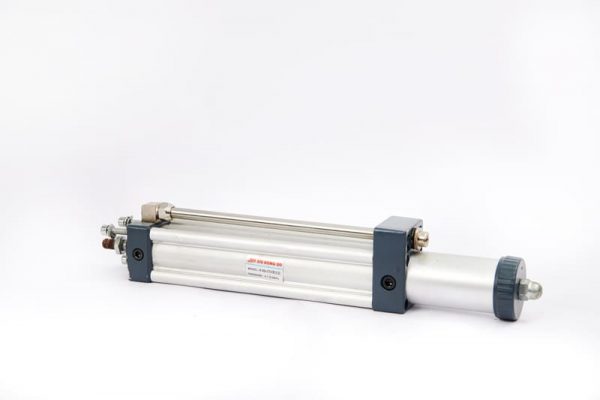 Piston-dau-khi-may-cat-nhom-180121-5-600x400